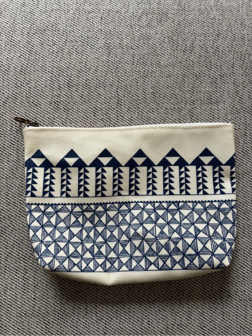NWT Madewell Zippered Pouch Cosmetic Case Blue White Triangle